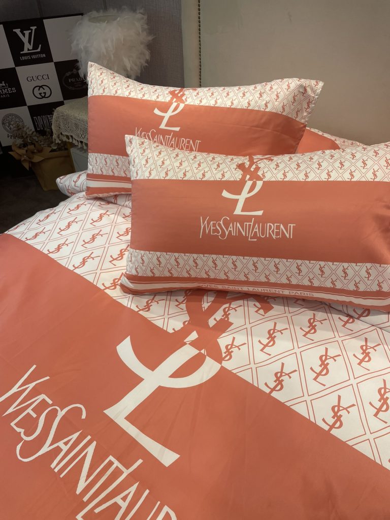 イヴ サンローラン 掛け布団カバーセット Yves Saint Laurent布団カバー4点セット 妙趣の絵柄寝具ベッド用品夏 心地よい - 画像 3