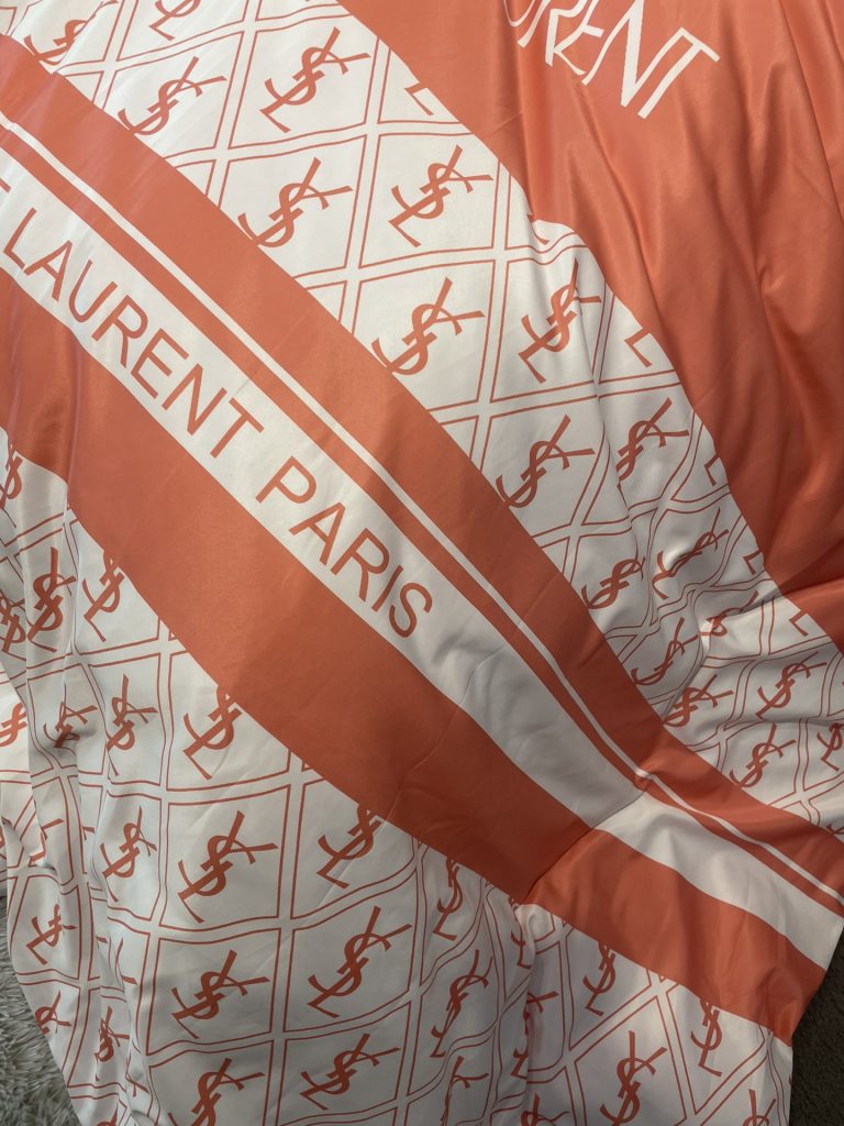 イヴ サンローラン 掛け布団カバーセット Yves Saint Laurent布団カバー4点セット 妙趣の絵柄寝具ベッド用品夏 心地よい - 画像 4