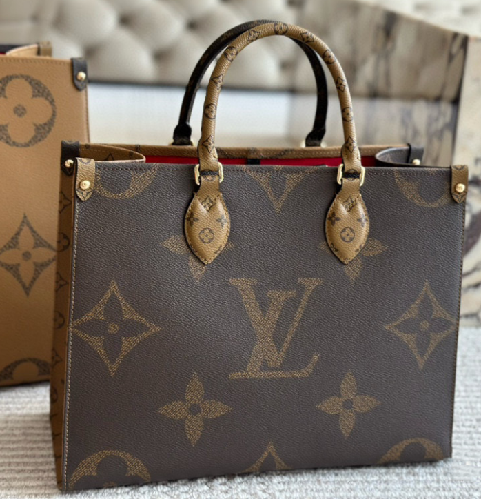 ルイヴィトン　トートバッグ　ショルダーバッグ　オンザゴーMM　モノグラム　ブラウン　レディース　LOUIS VUITTON　A4対応 - 画像 3