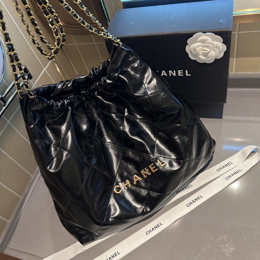 シャネル　CHANEL22　スモールサイズ　ポーチ付き　トートバッグ　ハンドバッグ　肩がけバッグ　レディースバッグ　7色 - 画像 2