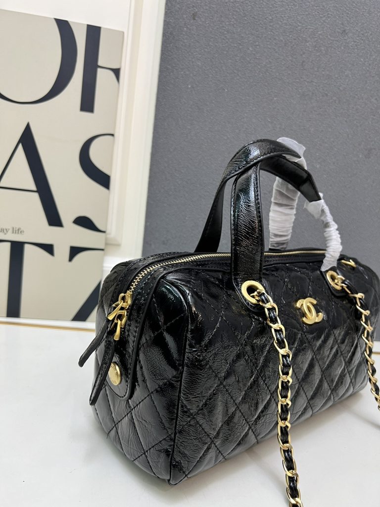 CHANEL シャネル マキシボーリングバッグ ボーリング バッグ ボウリングバッグ レディースバッグ ショルダーバッグ ハンドバッグ ブラック - 画像 6