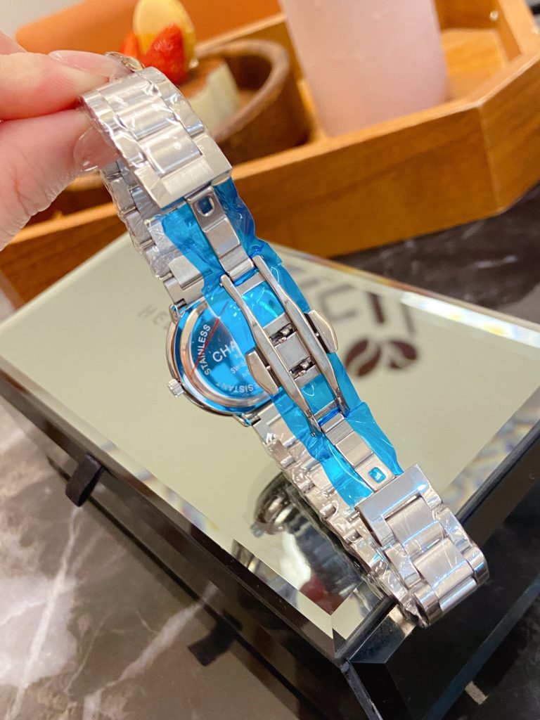 Chanel シャネル✨CHANEL✨レディース腕時計 クォーツ 316ステンレス 蝶バックル🦋 多色展開💎 上品でおしゃれなデザイン⌚ - 画像 5