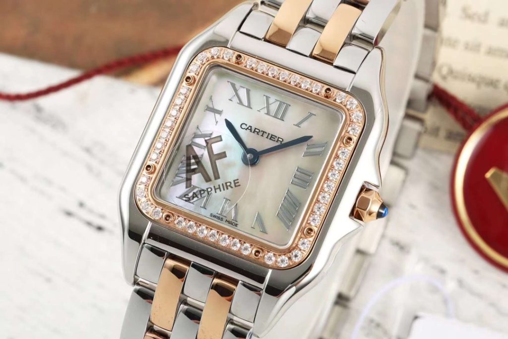 Cartier カルティエ✨カルティエ 時計 レディース ブレスレット✨ ローズゴールド ラブリング💕 ギフトボックス付き🎁 大人気モデル🌟 プレゼントに最適💝 - 画像 3