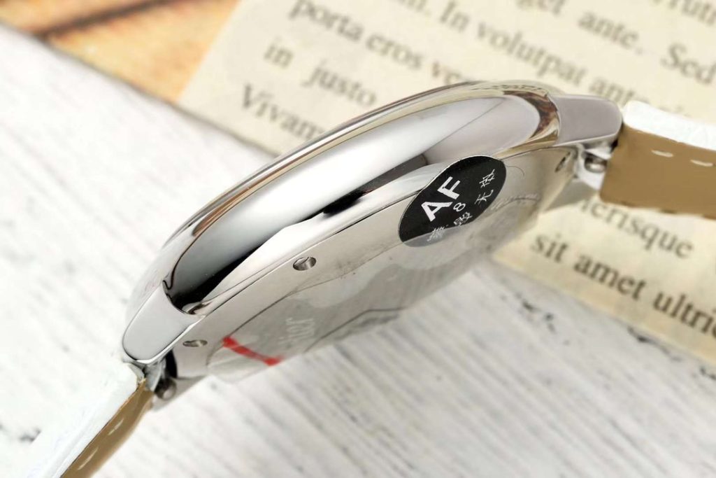 Cartier カルティエ✨【】Cartier カルティエ 時計 レディース 人気モデル💎 ラグジュアリー 高級腕時計⌚ ギフトに最適🎁 美しいデザイン✨ - 画像 8