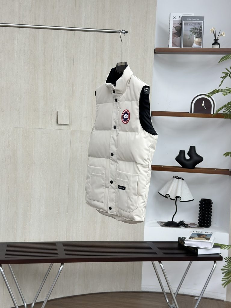CANADA GOOSE（カナダグース）【超目玉✨】カナダグース ダウンフード付きロングコート 防寒 レディース 高級ダウンジャケット🎯暖か🥶注目👑 - 画像 2