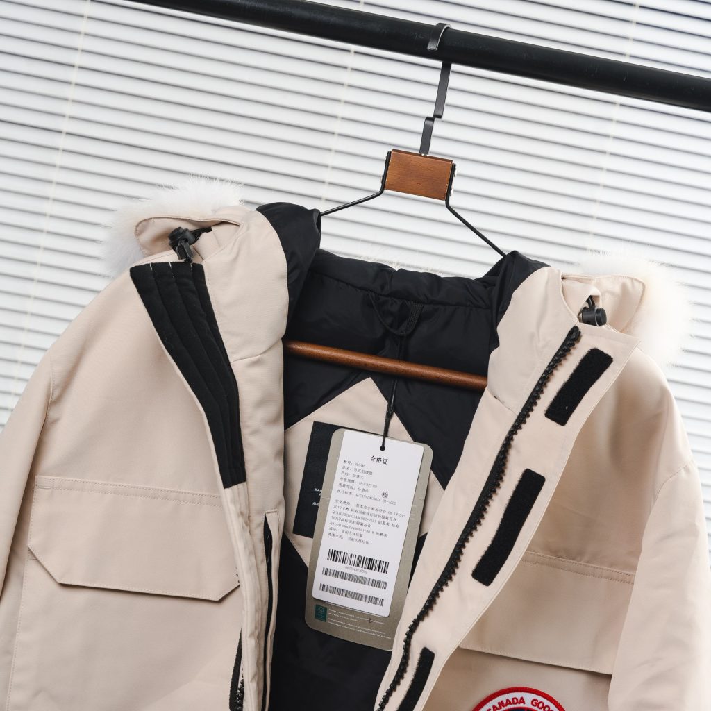 CANADA GOOSE（カナダグース）🛍️🇨🇦【カナダグース】高級ダウンジャケット ロングコート 防寒 アウトドア 🎿❄️ - 画像 6