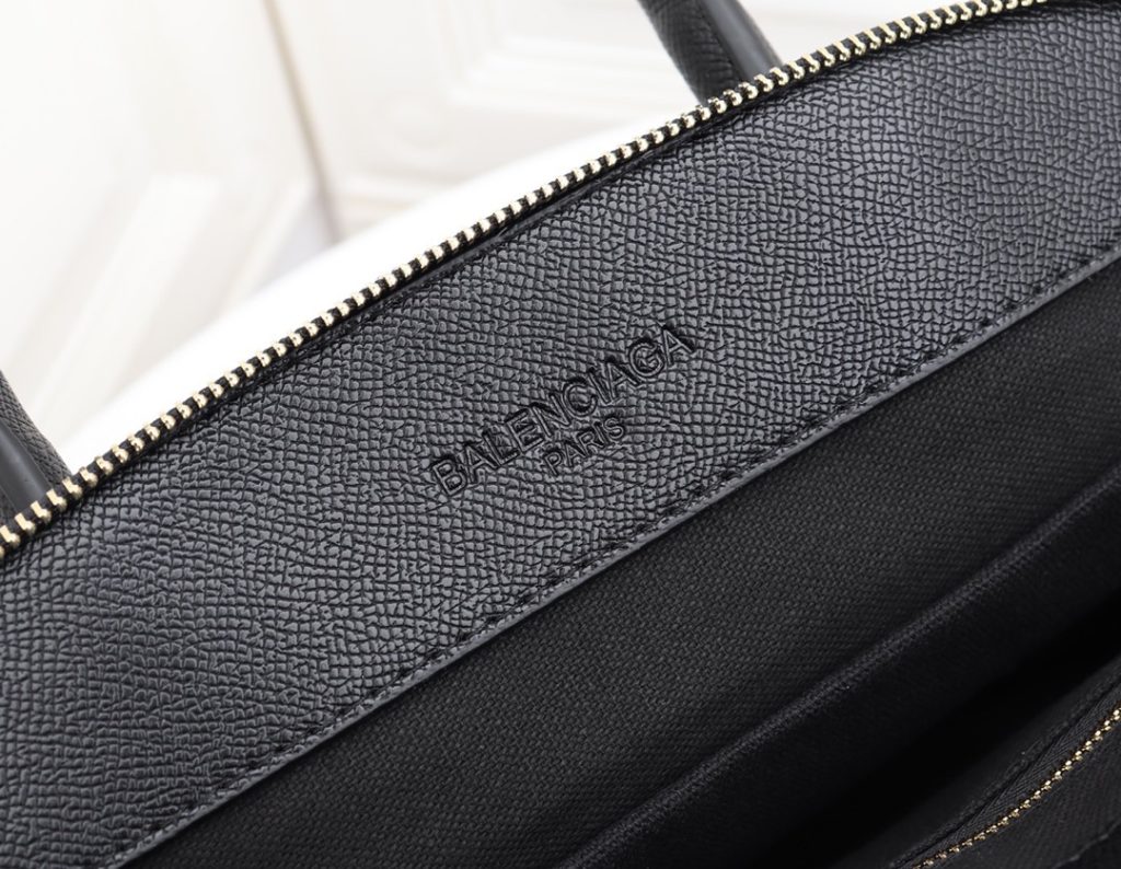 Balenciaga　バレンシアガ　ヴィルトップハンドル Sサイズ アルマ型 2wayショルダーバッグ - 画像 3