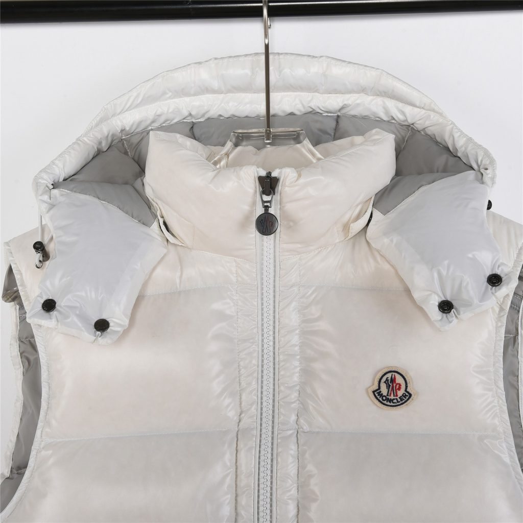 Moncler モンクレールCANADA GOOSE(カナダグース)Moncler モンクレール【新作】モンクレール ダウンジャケット レディース✨ 秋冬必須アイテム🕊️ 高級素材使用🎯 保温性抜群🔥 - 画像 3