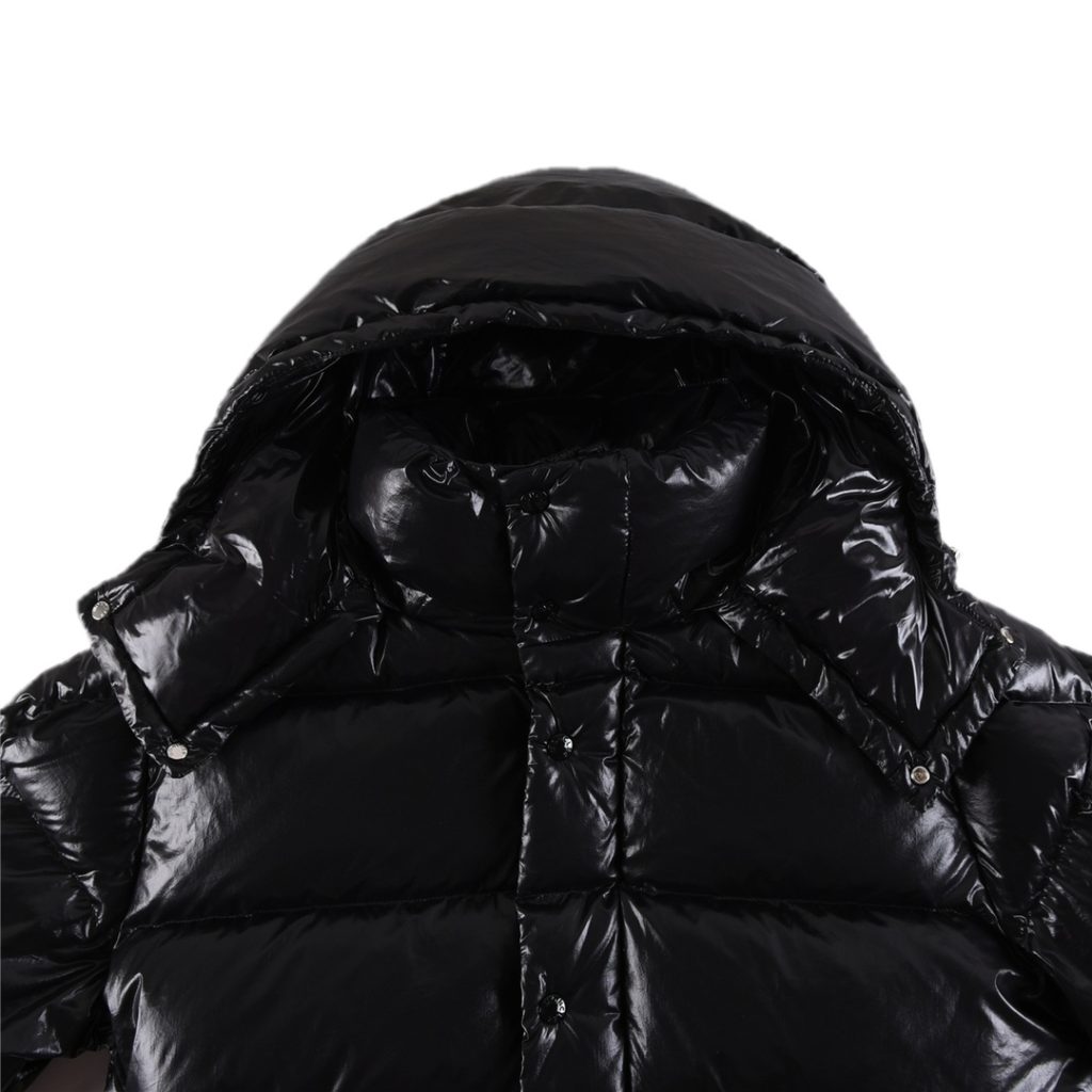 Moncler モンクレール【新作】モンクレール ダウンジャケット レディース✨ 秋冬必須アイテム🕊️ 高級素材☁️ 9点画像付き - 画像 2