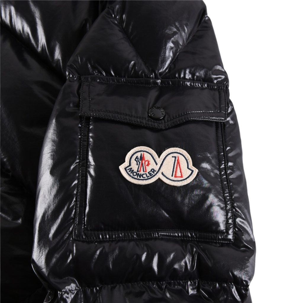 Moncler モンクレール【新作】モンクレール ダウンジャケット レディース✨ 秋冬必須アイテム🕊️ 高級素材☁️ 9点画像付き - 画像 3