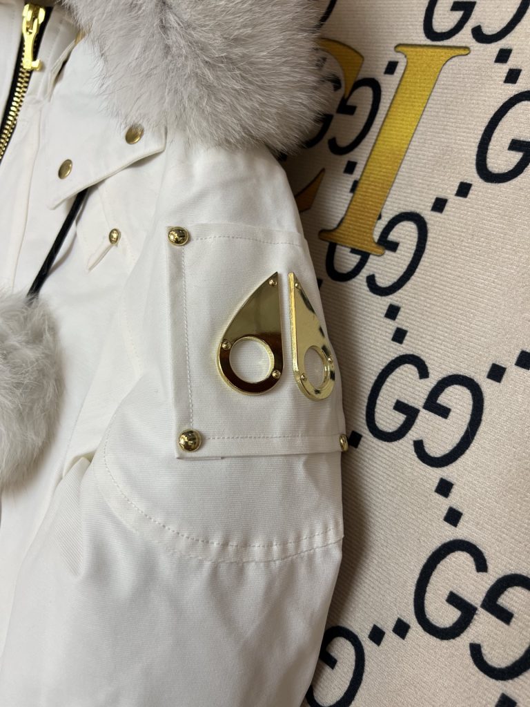 Moncler モンクレール【MONCLER】モンクレール ダウンジャケット 人気モデル✨ 秋冬必須アイテム🎯 高品質 保温性抜群❄️ 限定カラー🔥 - 画像 5