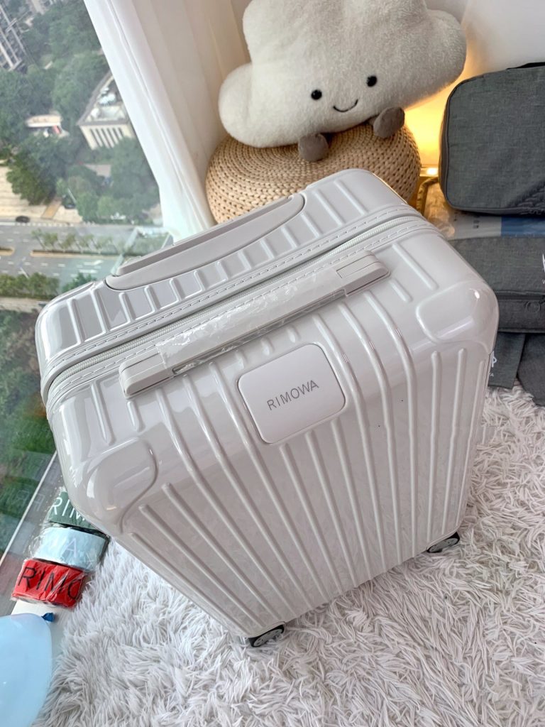 【RIMOWA】Essential キャリーケース 超軽量PC素材 象牙色 エイジャンシバオキ同款 上品で高級感のある旅行鞄 - 画像 2