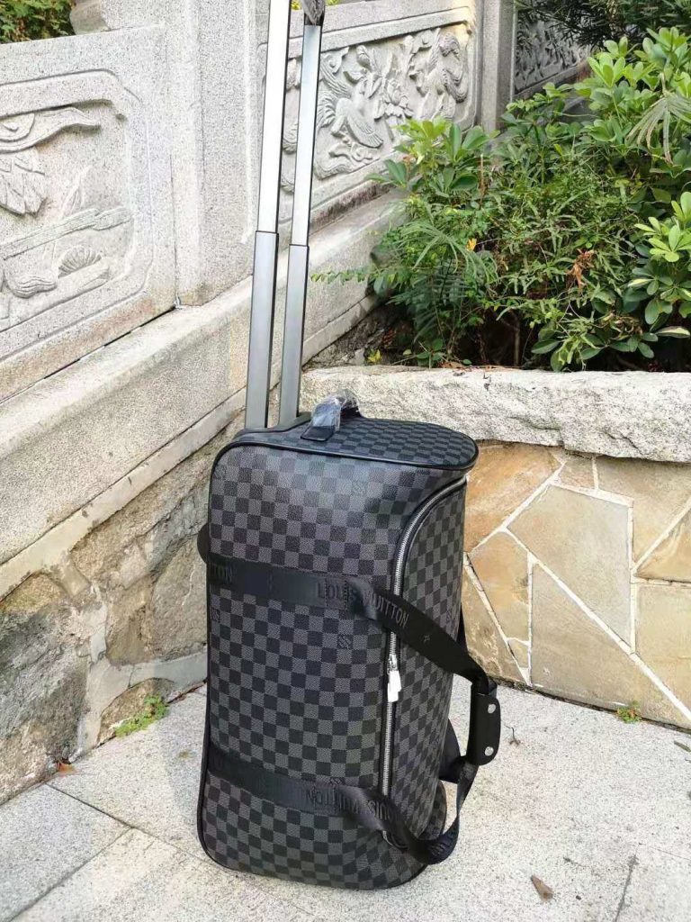 【ルイヴィトン】トランク型収納ボックス 20サイズ 上質レザー仕様 モノグラム柄 高級感のある逸品 - 画像 2