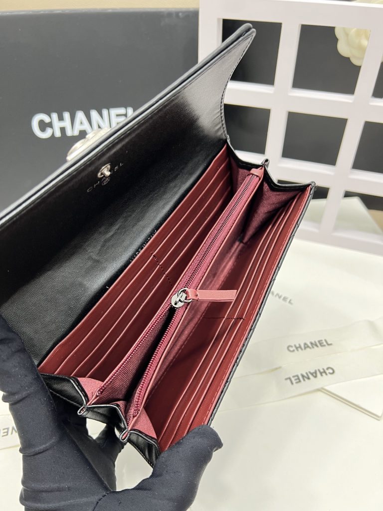 【シャネル】キャビアスキン 長財布 ココマーク金具 上品なブラック レディースウォレット - 画像 8