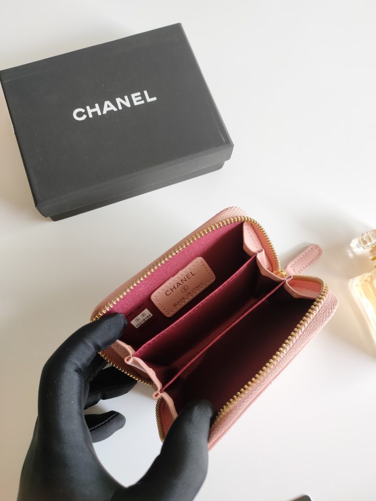 【シャネル】キャビアスキン 長財布 ココマーク金具 上品なブラックのレディースウォレット - 画像 4