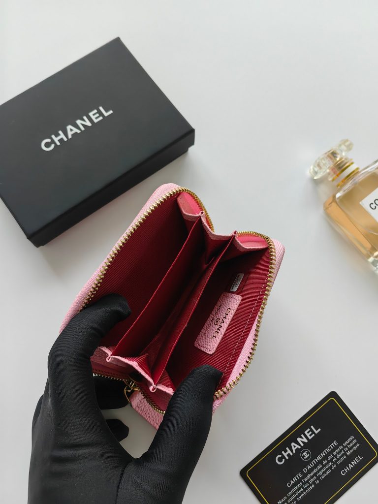 【シャネル】キャビアスキン 長財布 ココマーク金具 上品なブラックレザーのレディースウォレット - 画像 5