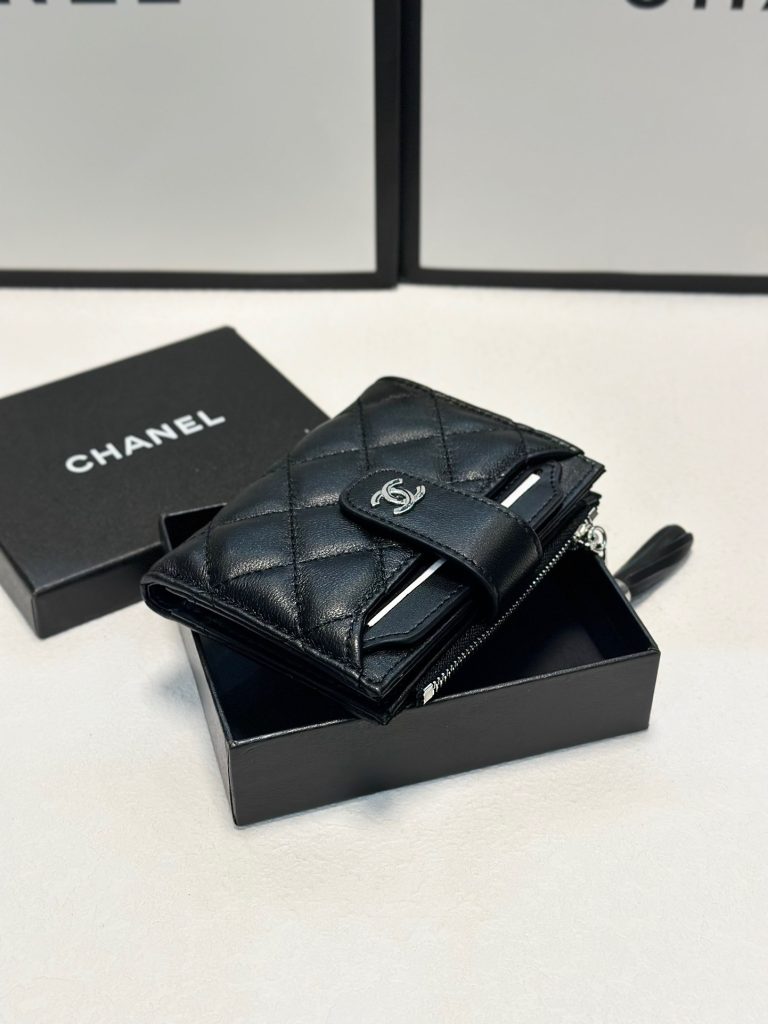 【シャネル】キャビアスキン 長財布 ココマーク金具 上品で高級感あふれるブラックのレディースウォレット - 画像 4