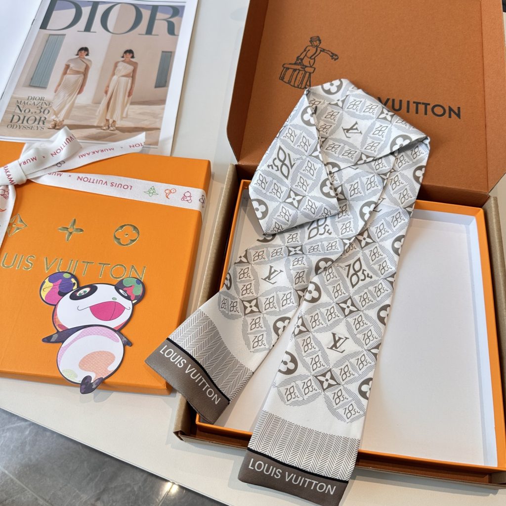 LOUIS VUITTON　ルイヴィトン　バンドー　シンス1854　ツイリースカーフ　バックチャーム　細スカーフ - 画像 3