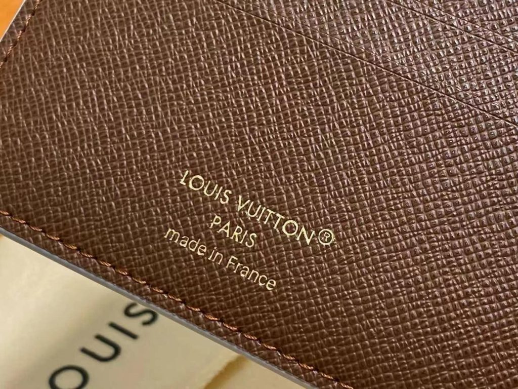 ルイヴィトン（LOUIS VUITTON） 長財布 モノグラム クラシックなデザイン 上質なレザー 上品で高級感あふれる逸品 - 画像 7