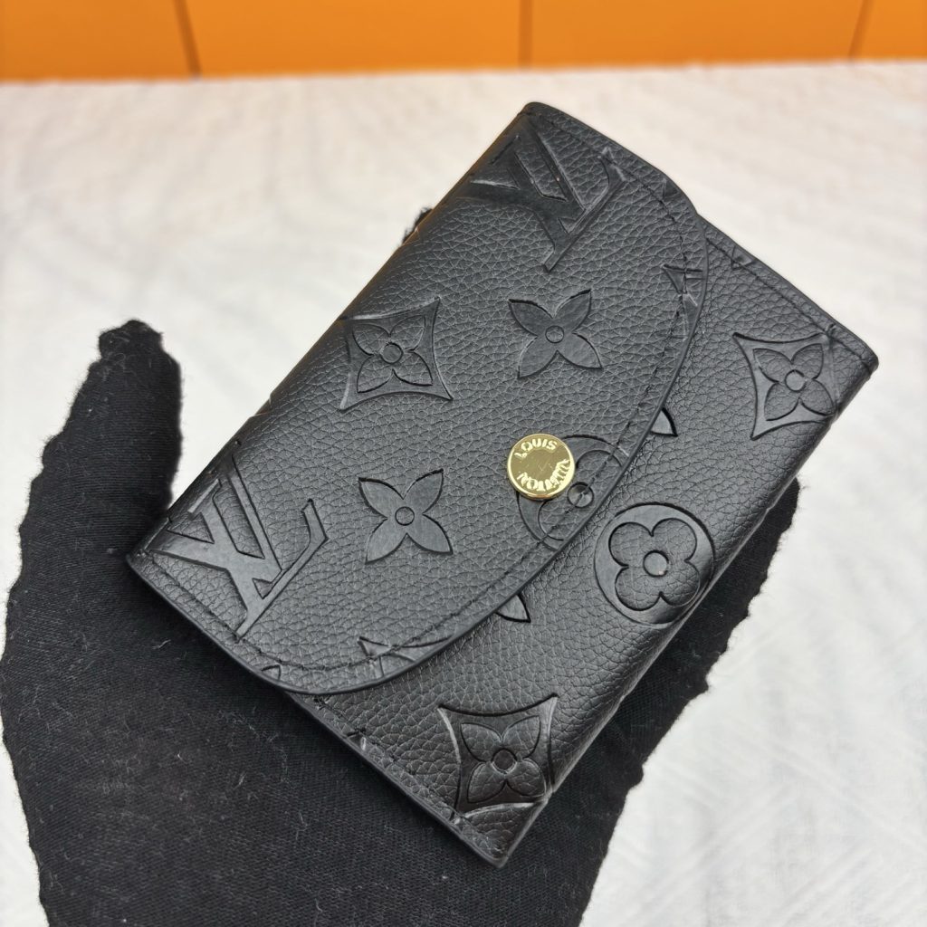 ルイヴィトン（LOUIS VUITTON） 長財布 モノグラム クラシックなデザイン 金具美品 上品で高級感あふれる逸品です - 画像 3