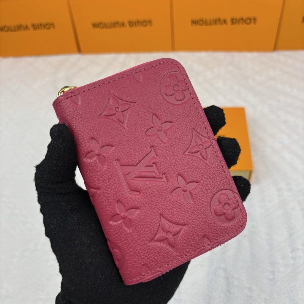 ルイヴィトン（LOUIS VUITTON） 長財布 モノグラム クラシックなデザイン 上質なレザー 上品で高級感あふれる逸品 - 画像 3
