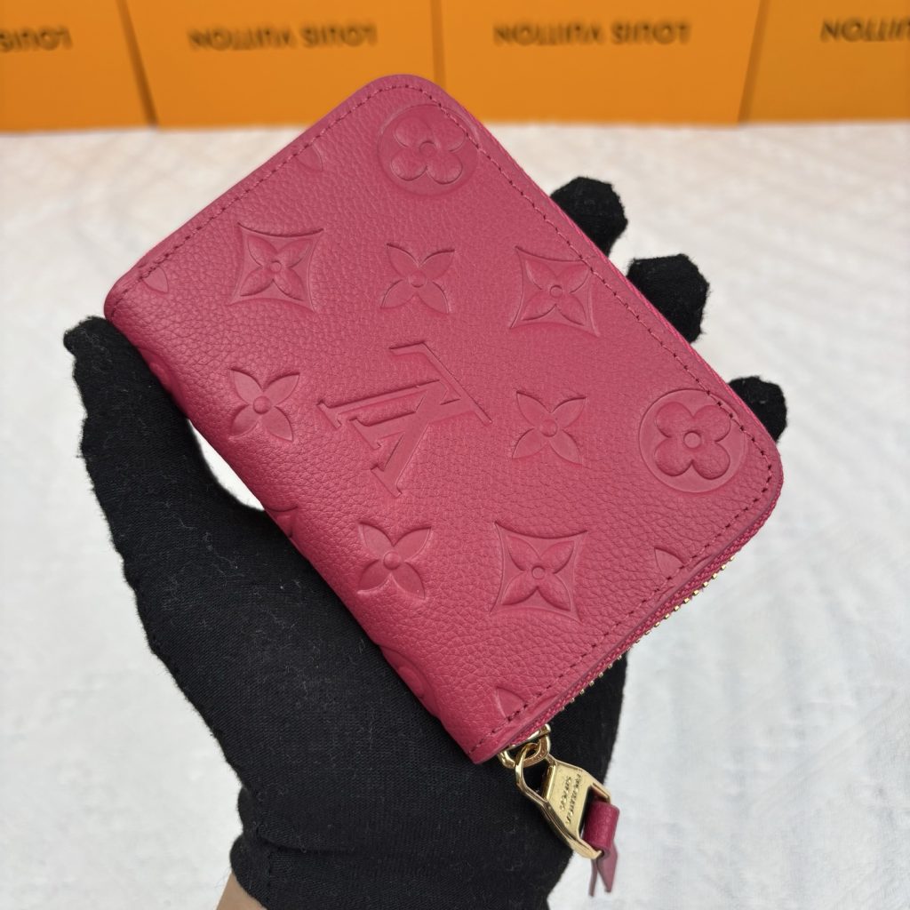 ルイヴィトン（LOUIS VUITTON） 長財布 モノグラム クラシックなデザイン 上質なレザー 上品で高級感あふれる逸品 - 画像 4