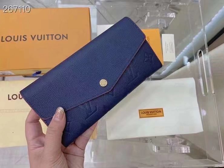 ルイヴィトン（LOUIS VUITTON） 長財布 モノグラム柄 クラシックなデザイン 金具美品 上質な革製 上品で高級感あふれる逸品です - 画像 6