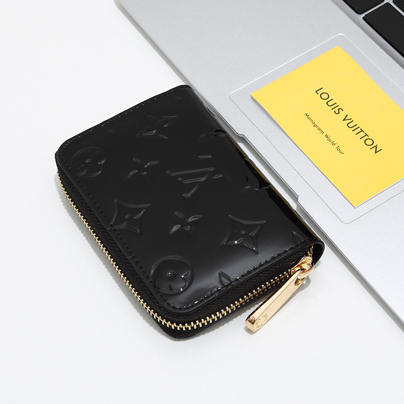 ルイヴィトン（LOUIS VUITTON） 長財布 モノグラム クラシックなデザイン 上質なレザー 上品で高級感のある逸品です - 画像 6