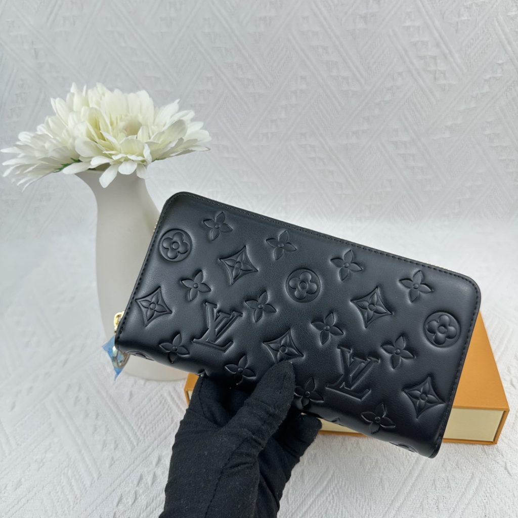ルイ・ヴィトン モノグラムキャンバス 上品な長財布 レディースへのギフトに最適な定番モデル - 画像 2