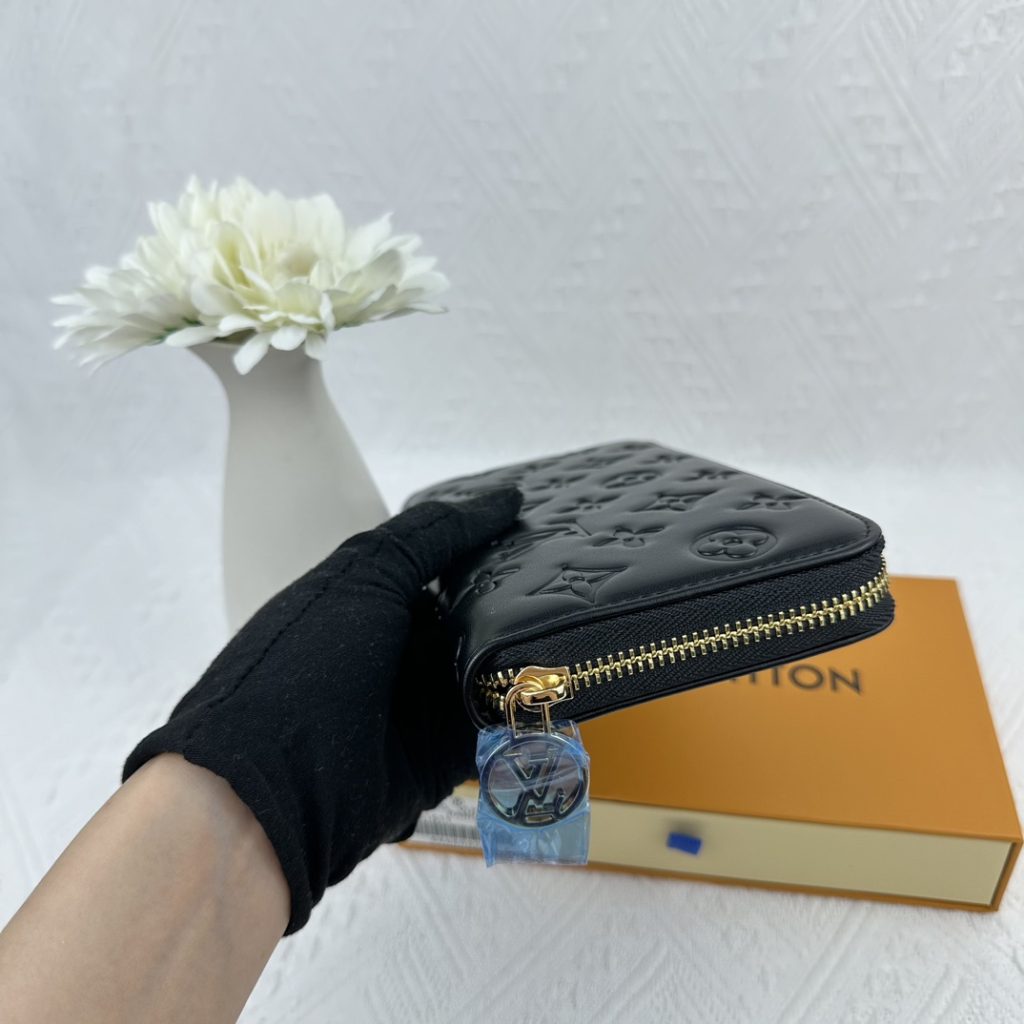 ルイ・ヴィトン モノグラムキャンバス 上品な長財布 レディースへのギフトに最適な定番モデル - 画像 4