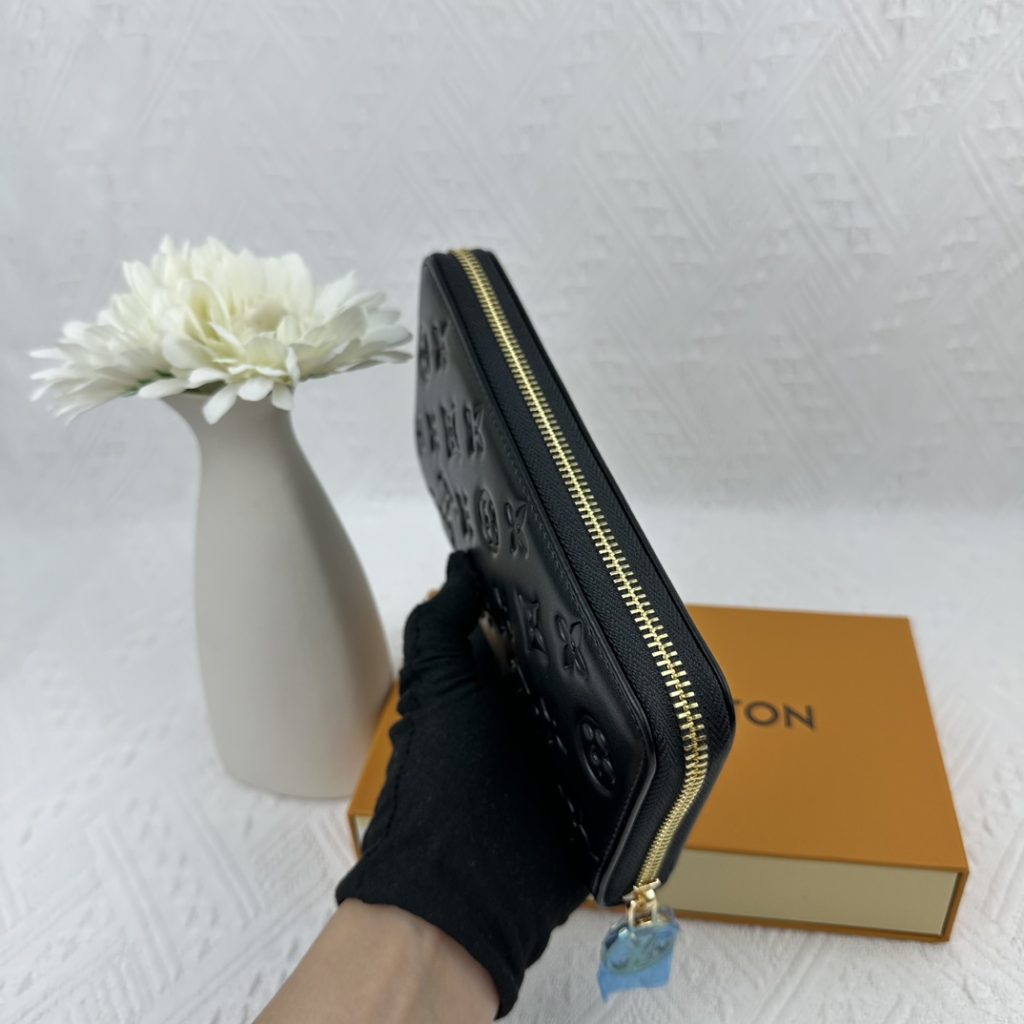 ルイ・ヴィトン モノグラムキャンバス 上品な長財布 レディースへのギフトに最適な定番モデル - 画像 5