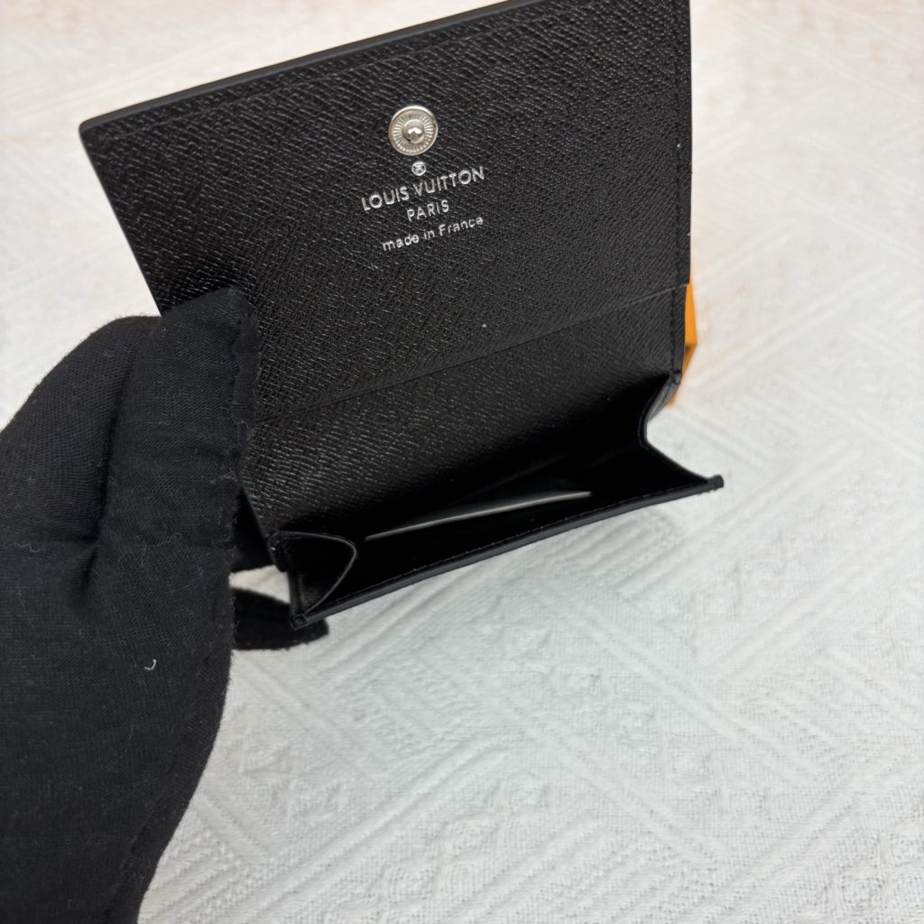 ルイ・ヴィトン モノグラムキャンバス 上品な長財布 レディースへのギフトに最適な定番モデル - 画像 6