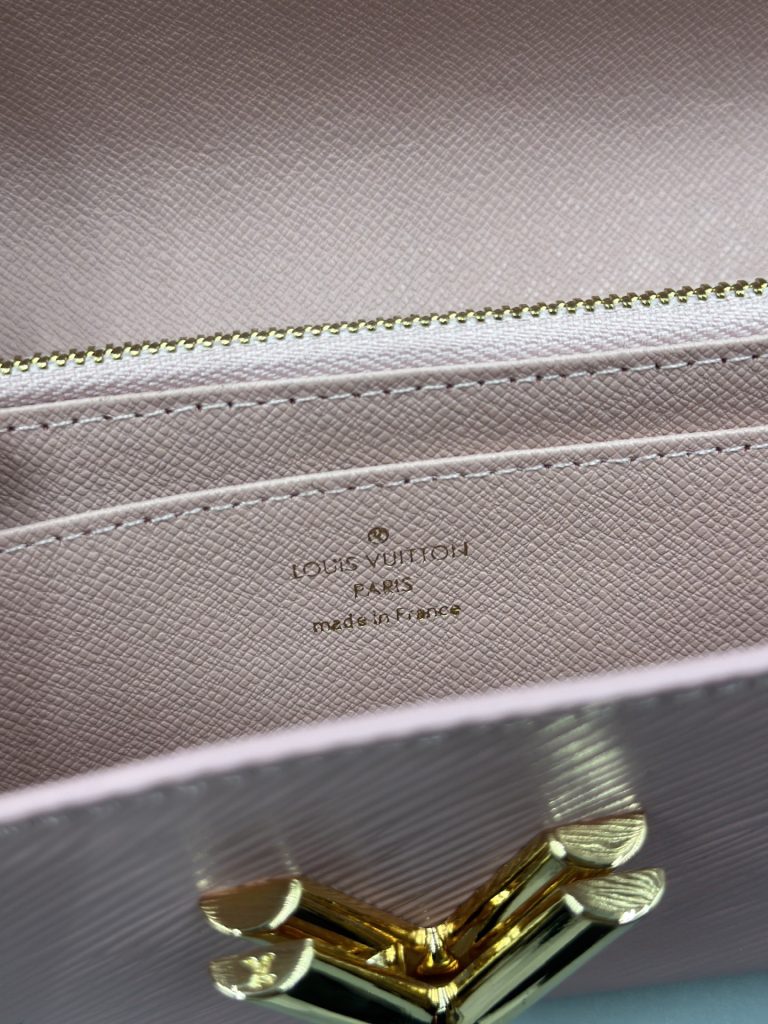 ルイ・ヴィトン モノグラムキャンバス 上品で収納力抜群の長財布 ビジネスから普段使いまで - 画像 4