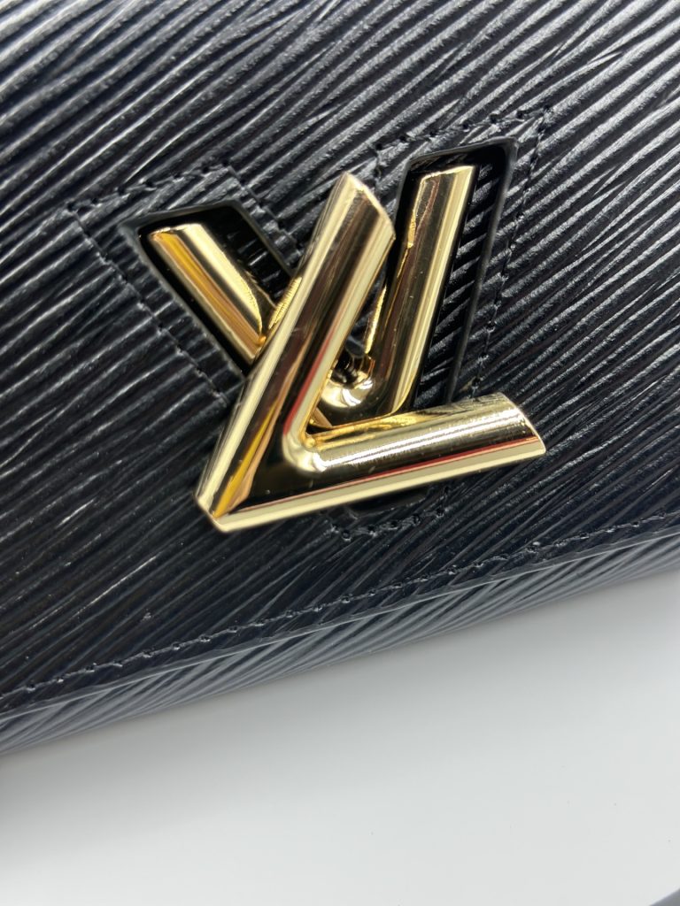 ルイ・ヴィトン モノグラムキャンバス 上品な長財布 レディース向け ギフトにも最適 - 画像 6