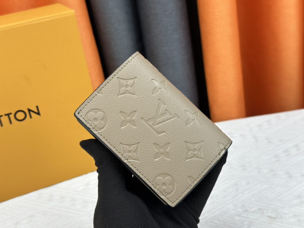 ルイ・ヴィトン モノグラムキャンバス 上品な長財布 レディース ギフトにも最適な定番モデル - 画像 2