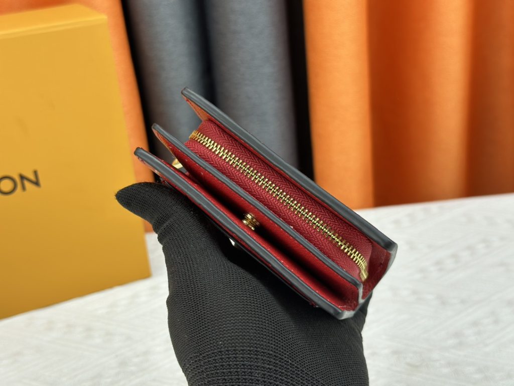 ルイ・ヴィトン モノグラムキャンバス 上品な長財布 レディースに人気の定番モデル - 画像 4