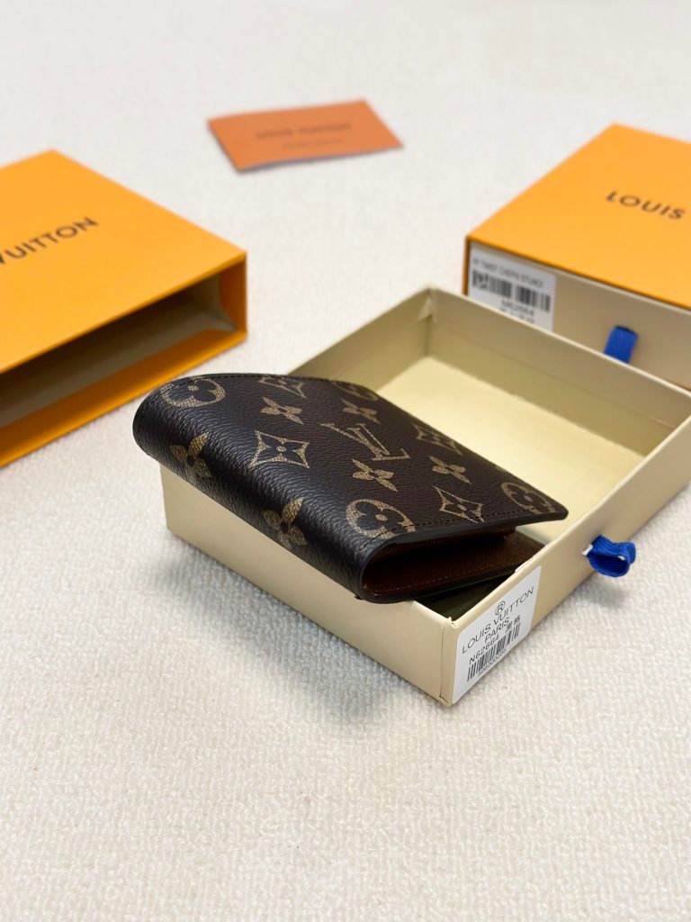 ルイ・ヴィトン モノグラムキャンバス 上品な長財布 レディース ギフトにも最適な定番モデル - 画像 6
