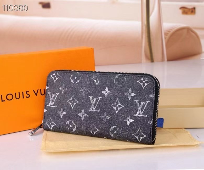 ルイ・ヴィトン モノグラムキャンバス 上品な長財布 レディースへのギフトに最適な定番モデル - 画像 3