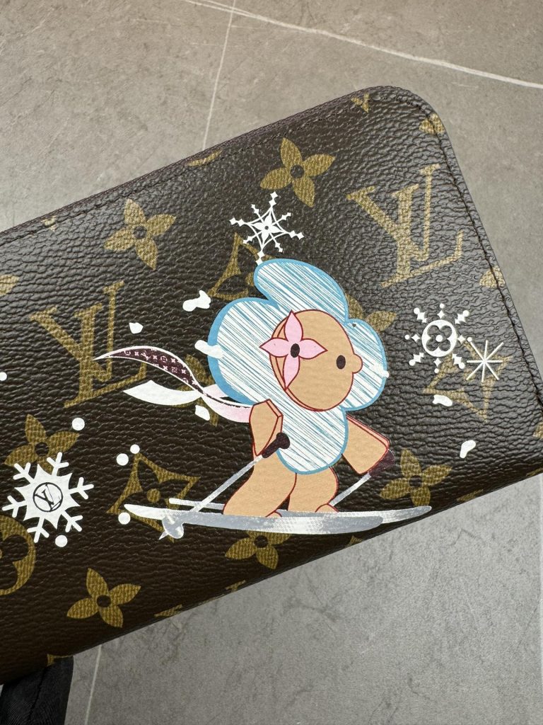 ルイ・ヴィトン モノグラムキャンバス 上品な長財布 レディースへのギフトに最適な定番モデル - 画像 3