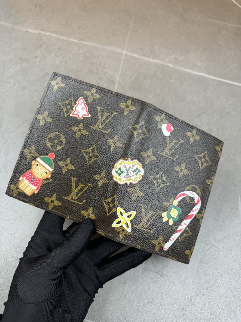 ルイ・ヴィトン モノグラムキャンバス 上品な長財布 レディースへのギフトに最適な定番モデル - 画像 3