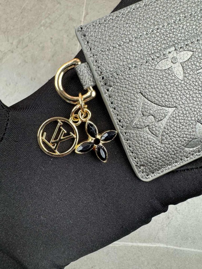 ルイ・ヴィトン モノグラムキャンバス 上品な長財布 レディース ギフトにも最適な定番モデル - 画像 5