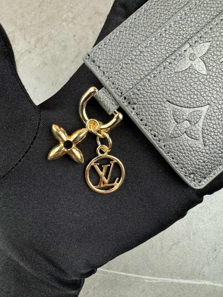 ルイ・ヴィトン モノグラムキャンバス 上品な長財布 レディース ギフトにも最適な定番モデル - 画像 6