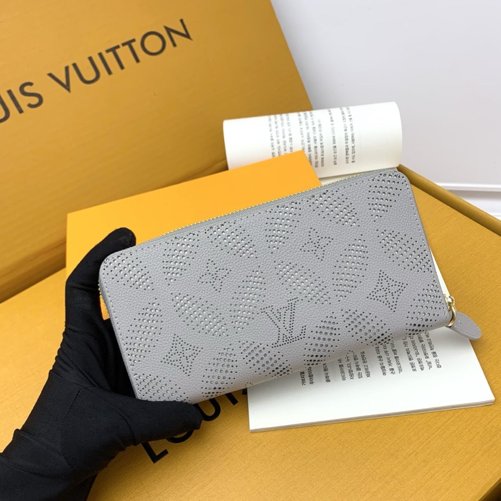 ルイ・ヴィトン モノグラムキャンバス 上品な長財布 レディースのギフトや普段使いに最適 - 画像 4