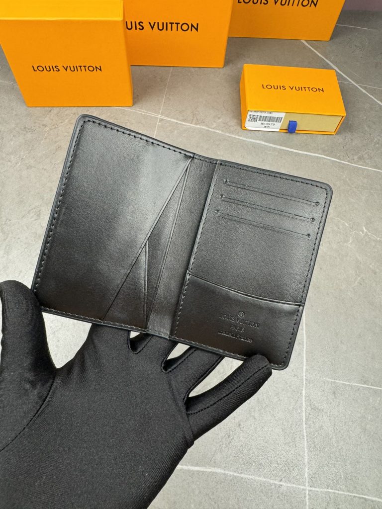 ルイ・ヴィトン モノグラムキャンバス 上品な長財布 レディースへのギフトにも最適な定番モデル - 画像 4