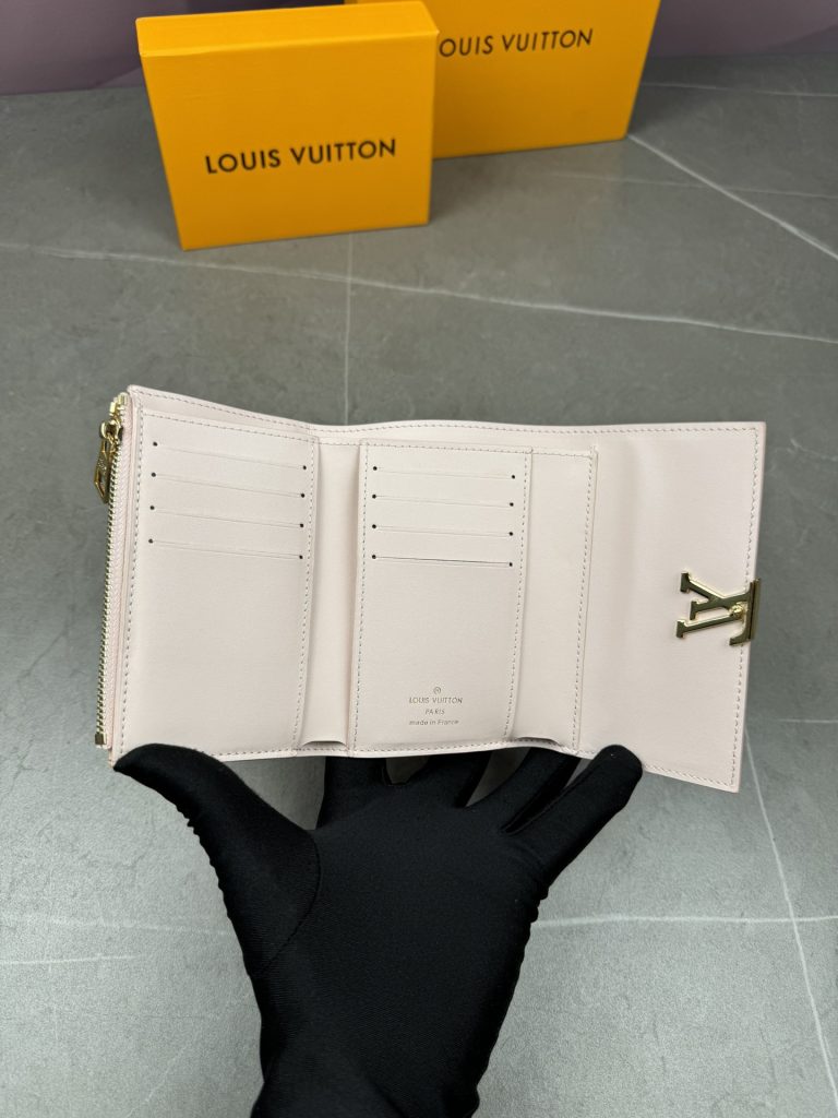 ルイ・ヴィトン モノグラムキャンバス 上品な長財布 レディースのギフトに最適な定番モデル - 画像 7