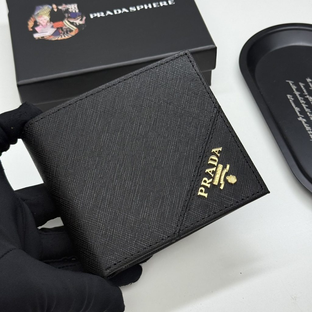 プラダ モノグラムキャンバス 上品で使いやすい長財布 レディースに人気の定番モデル - 画像 2