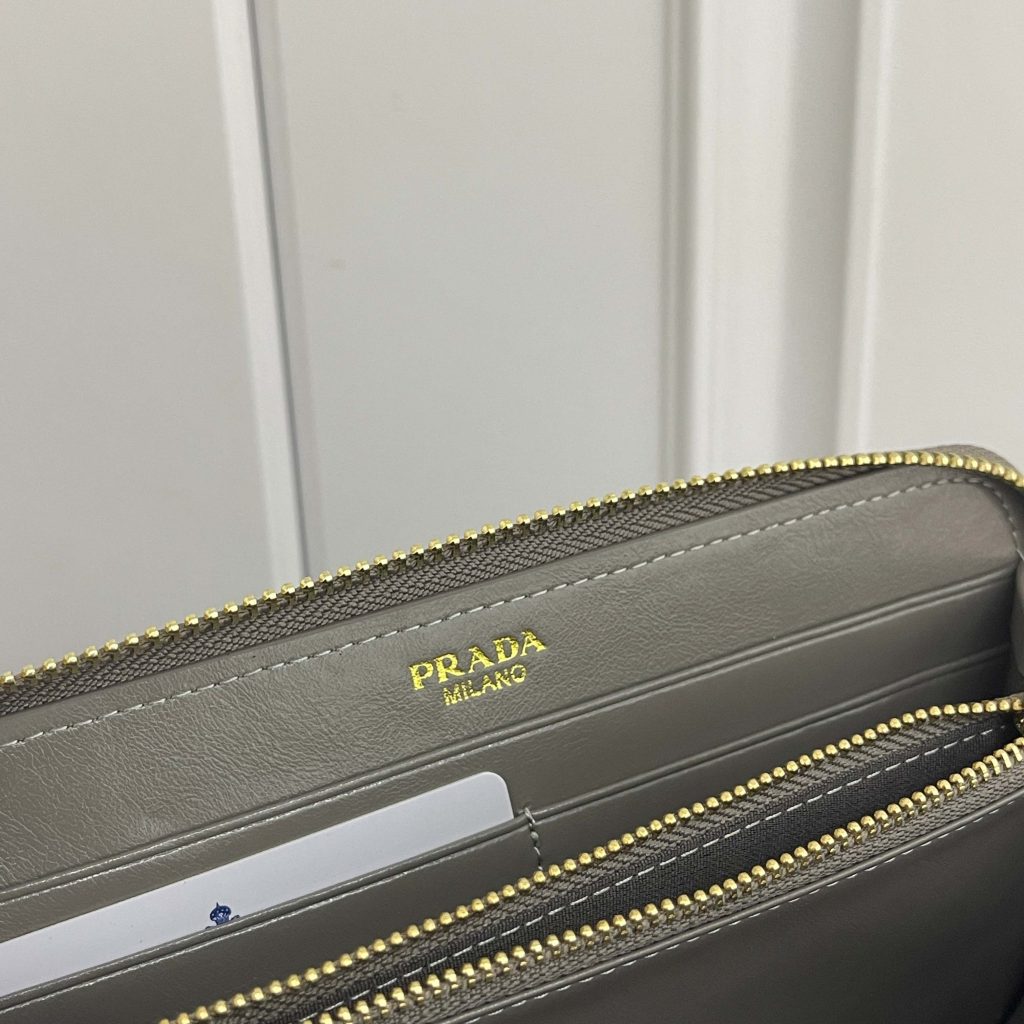 プラダ モノグラムキャンバス 上品な長財布 レディース人気モデル ギフトにも最適 - 画像 8