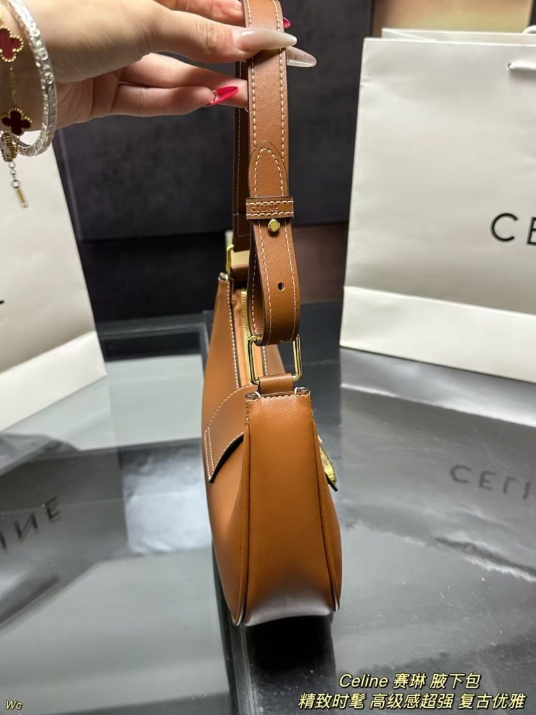 セリーヌ ショルダーバッグ 洗練されたモノグラムキャンバス レディースに人気の上品なデザイン - 画像 5