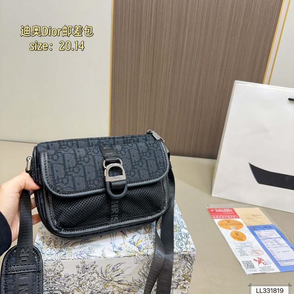 Diorディオール ショルダーバッグ 上質なモノグラムキャンバス仕様 レディースに人気のエレガントなデザイン - 画像 6