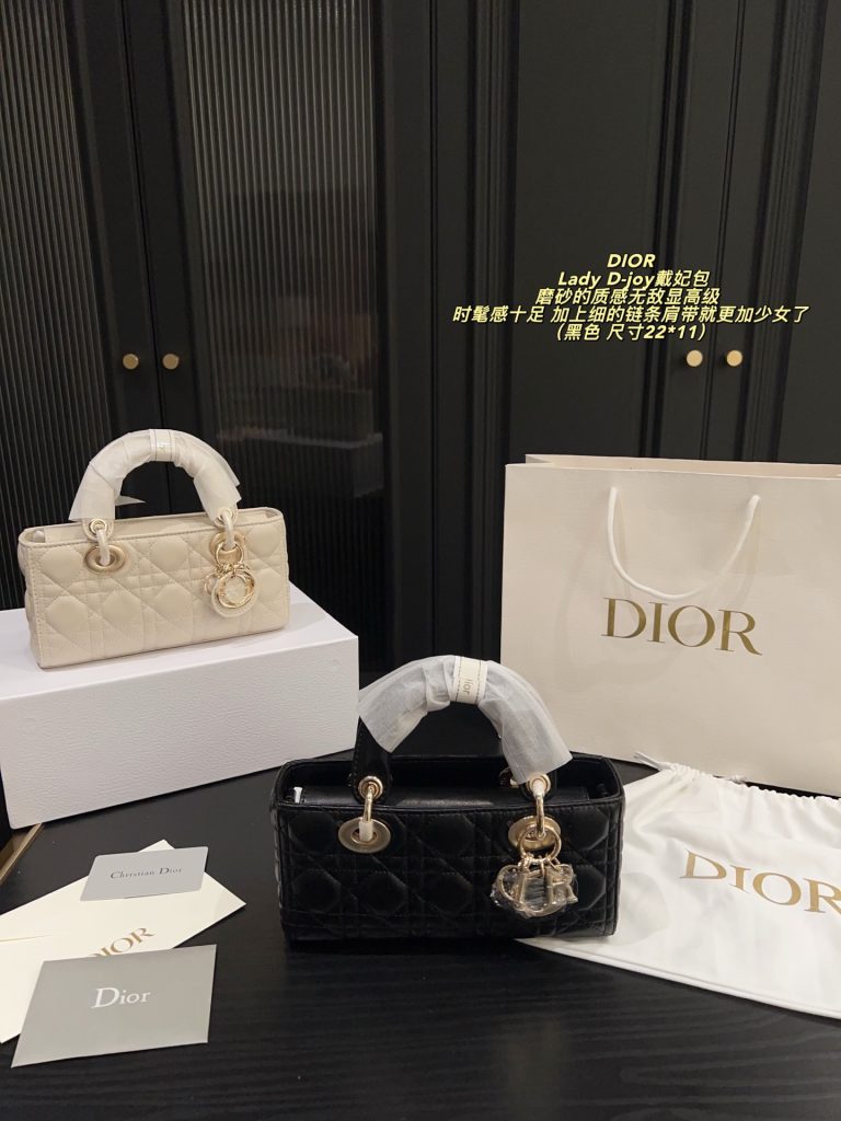 Diorディオール ショルダーバッグ 上品なモノグラムキャンバス仕様 レディースに人気の定番モデル - 画像 5